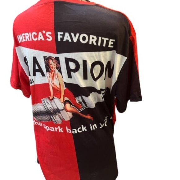 Champion plugs Tee - Picture 3 of 3